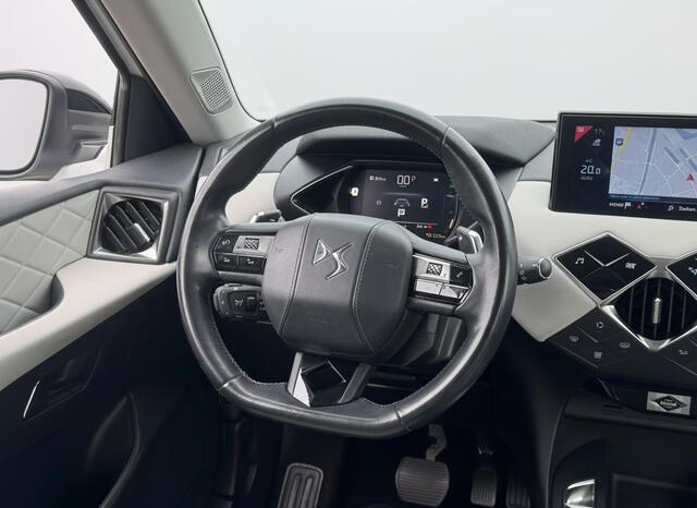 DS DS 3 CROSSBACK 1.2 PT 130 EAT8 Grand Chic | Lederen interieur | Zeer compleet | Prijs is rijklaar