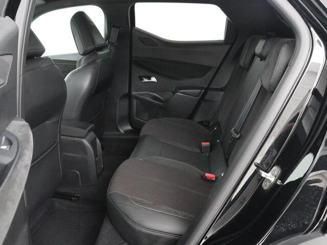 DS DS 3 CROSSBACK E-Tense Performance Line+ 50 kWh | SOH 92,3% | Warmtepomp | Matrix LED | Alcantara | Side Assist | Camera | Carplay | Keyless | Navigatie | DAB | Climate control | Cruise control