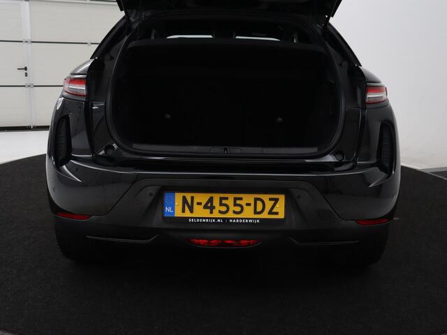 DS DS 3 CROSSBACK E-Tense Performance Line+ 50 kWh | SOH 92,3% | Warmtepomp | Matrix LED | Alcantara | Side Assist | Camera | Carplay | Keyless | Navigatie | DAB | Climate control | Cruise control