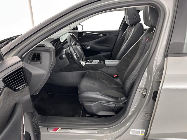 DS DS 4 1.6 PureTech Performance Line Aut. *PANO | LEATHER-MICROFIBRE | FULL-LED | HEATED-SPORTSEATS | DIGI-COCKPIT | KEYLESS | CAMERA | LANE-ASSIST | CARPLAY | ECC | PDC | 19''ALU | TOWBAR*