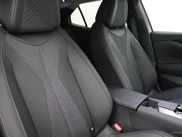 DS DS 4 130pk Automaat Trocadero | Navigatie + Head-up Display | Proximity keyless |