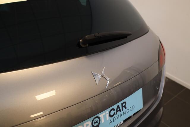 DS DS 4 CROSSBACK Citroën e-THP 165 Chic Automaat-6 Alcantara | Carplay | Camera | Navi