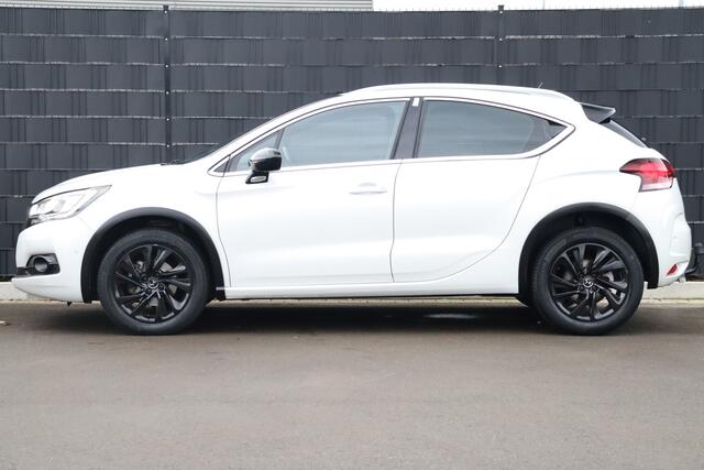 DS DS 4 CROSSBACK 1.2 PureTech Chic | Camera | Trekhaak | Navigatie | Cruise Control | Climate Control