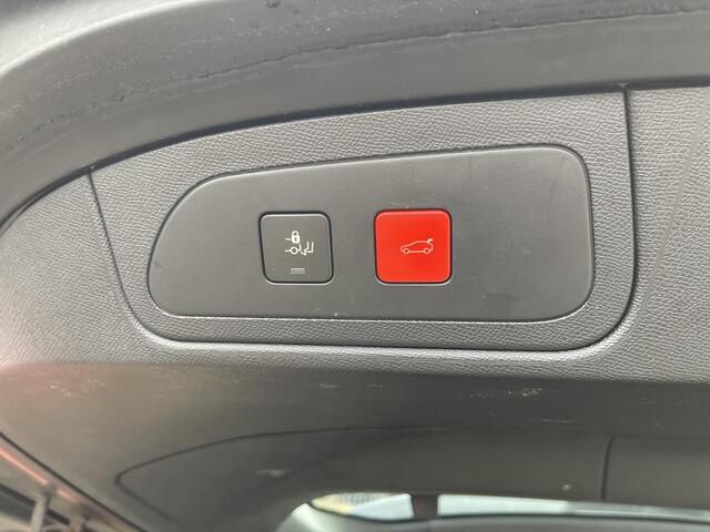 DS DS 7 Crossback 1.6 PureTech So Chic 225pk 18"/Panoramadak/DS Inspiratie RIVOLI/DS Active LED Vision/DS Night Vision/Connected Pilot/Stoelverwarming