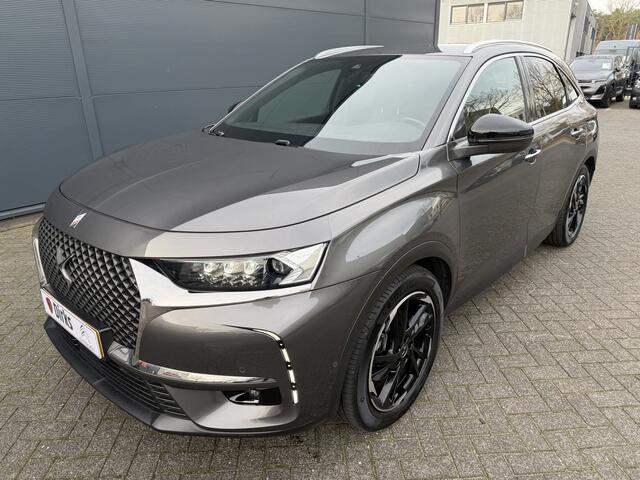 DS DS 7 Crossback 300pk 4x4 Executive (Trekhaak - Elektrische klep - Camera - Adaptieve Cruise Controle - Keyless Entry - DS LED - Navigatie)