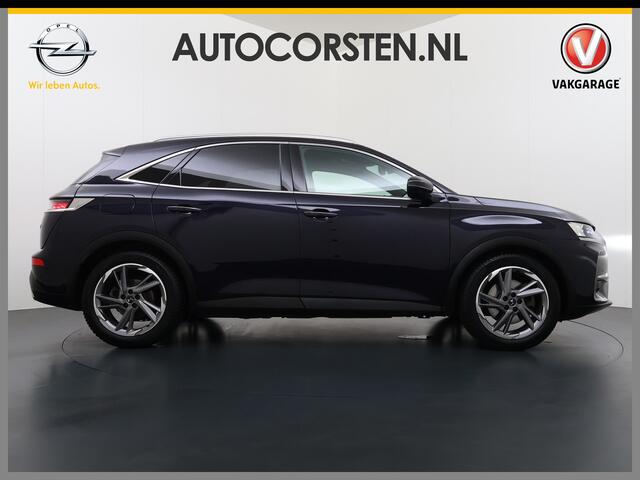 DS DS 7 Crossback Hybrid 300 4x4 Night Vision Lederen Massagestoelen PanoramaSchuifdak Adap.Cruise FOCAL Electra® Trekhaak Memory 360°Camera Apple Carplay Android Auto E-Tense Be Chic Active Scan Suspension Elek.Stoelen+Verwarmd Elek.Achterklep Lane Assist Voorruitverwarmi