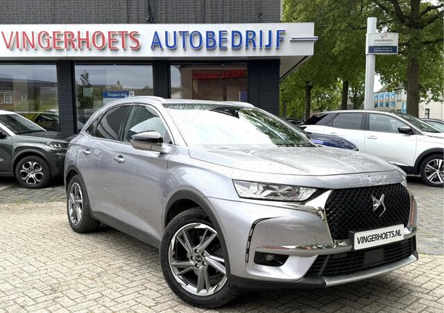 DS DS 7 Crossback 1.6-16v. * Rivoli * AUTOMAAT * 180 Pk Benzine * * Trekhaak * Zwart Leder * Schuifdak * Navigatie * Cruise Control * Super Luxe Rivoli Uitvoering * Vingerhoets; Vierde Generatie Eersteklas Service. Al meer dan 100 jaar een begrip in de Brabantse Kempen.