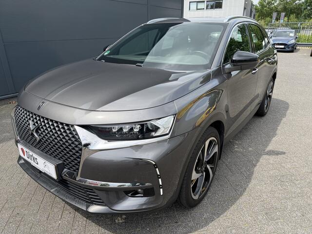 DS DS 7 Crossback 180pk So Chic (Elektrisch Schuifdak - Trekhaak - Focal Electra - Stoelverwarming - 20"- Camera - LED - Navigatie - Draadloos laden)