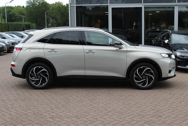 DS DS 7 Crossback E-Tense 4x4 Performance Line+ / Trekhaak / Panoramadak / Bruin Leder / Keyless / 19'' / Stoelverwarming / Dodehoek / CarPlay / DAB / Cruise Control