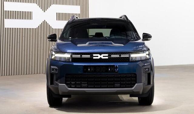 Dacia Bigster 1.8 Hybrid 155 Extreme PANORAMA DAK/ PACK WINTER/ PACK ASSIST/ ELEC.BED. ACHTERKLEP/ ETC.... RIJKLAAR!