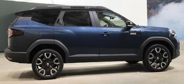 Dacia Bigster 1.8 Hybrid 155 Extreme PANORAMA DAK/ PACK WINTER/ PACK ASSIST/ ELEC.BED. ACHTERKLEP/ ETC.... RIJKLAAR!