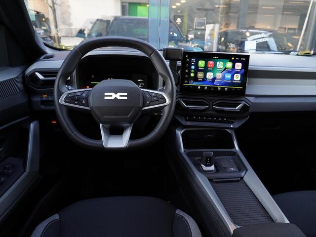 Dacia Bigster 1.8 Hybrid 155 Journey AUTOMAAT / PACK ASSIST & WINTER / NAVI / E.L. ACHTERKLEP / STOELV. / STUURV. / VOORRUITV. / 360° CAMERA / BLINDSPOT / ADAPT. CRUISE / CLIMATE DUAL ZONE / 18'' LMV