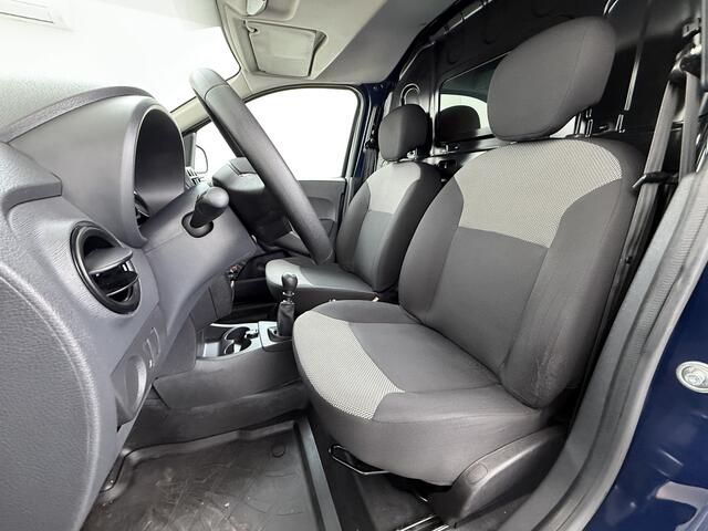 Dacia DOKKER 1.5DCI Airco Navi Trekhaak Euro 6 DAB Bluetooth Essential Betonplex Vloer Lat om Lat betimmering Schuifdeur Origineel Nederlandse Auto