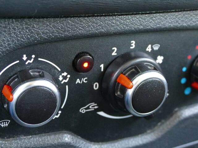 Dacia DOKKER 1.6 SCe | bluetooth | trekhaak | airco | all-season-banden
