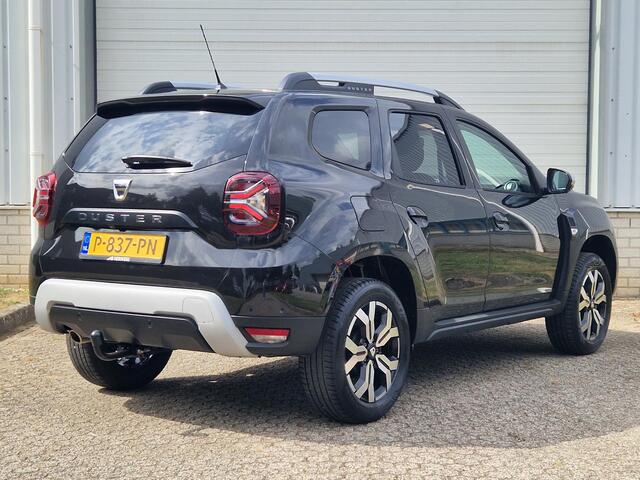 Dacia DUSTER 1.3 TCe Prestige / 1e Eigenaar / Dealer Onderhouden / Trekhaak / Achteruitrijcamera / Navigatie / Apple Carplay & Android Auto / Climate Control / PDC /