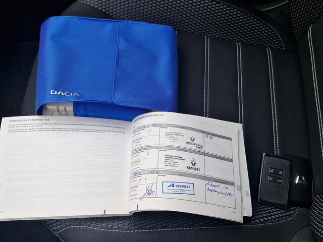 Dacia DUSTER 1.3 TCe Prestige / 1e Eigenaar / Dealer Onderhouden / Trekhaak / Achteruitrijcamera / Navigatie / Apple Carplay & Android Auto / Climate Control / PDC /