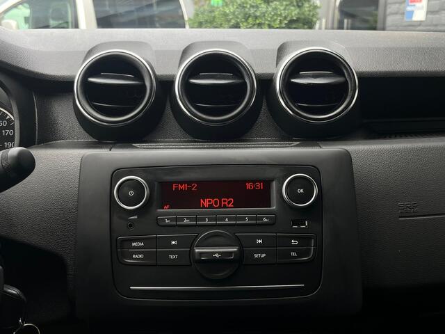 Dacia DUSTER 1.2 TCe Comfort, Airco, Bluetooth, Cruise, Trekhaak, PDC, NAP