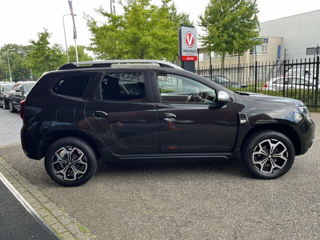 Dacia DUSTER 1.6 SCe Prestige // NAVI // CAMERA // CLIMA // CRUISE // STOELVERWARMING