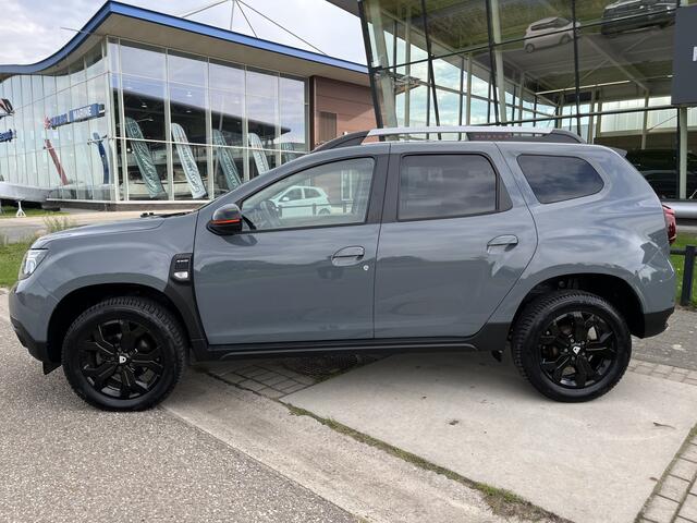 Dacia DUSTER 1.5 dCi 4x4 4WD Prestige / Dealer onderhouden / Trekhaak. Trekgewicht 1.500 KG / 360' Camera / Stoelverw. / Apple Carplay - Android Auto / 17'' LMV /
