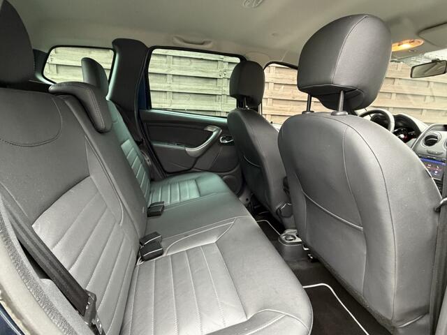 Dacia DUSTER 1.2 TCe 4x2 Prestige / Nieuwe ketting / Airco / Trekhaak / NAP