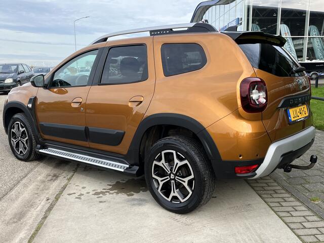 Dacia DUSTER 1.2 TCe Prestige 126 PK / Trekhaak / Camera / Parkeersensoren V+A / Blind spot warning / 17'' LMV /