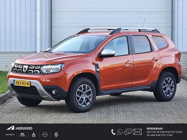 Dacia DUSTER 1.0 TCe Prestige / Trekhaak / Achteruitrijcamera / Stoelverwarming / Navigatie / Apple Carplay & Android Auto / Dode Hoek Detectie / Climate Control / Cruise Control /