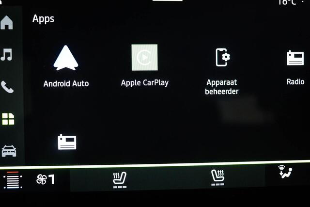 Dacia DUSTER 1.2 TCe 130 mild hybrid Expression | WINTER PACK | STOELVERWARMING | NAVIGATIE | DAB | APPLE | CAMERA