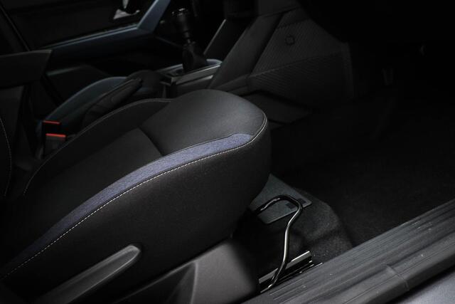 Dacia DUSTER 1.2 TCe 130 mild hybrid Expression | STOELVERWARMING | NAVIGATIE | DAB | APPLE | CAMERA