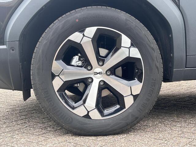 Dacia DUSTER 1.2 TCe 130 mild hybrid Journey / Demo / 360 Camera / PDC Voor + Achter / Apple Carplay & Android Auto / Keyless / NAP / DAB /