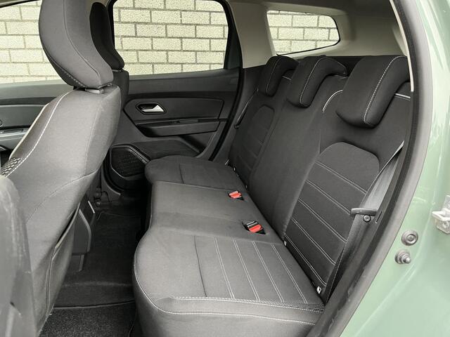 Dacia DUSTER 1.0 TCe 100 ECO-G Journey | Achteruitrijcamera | Navigatie | Climate Control | Apple CarPlay / Android Auto |