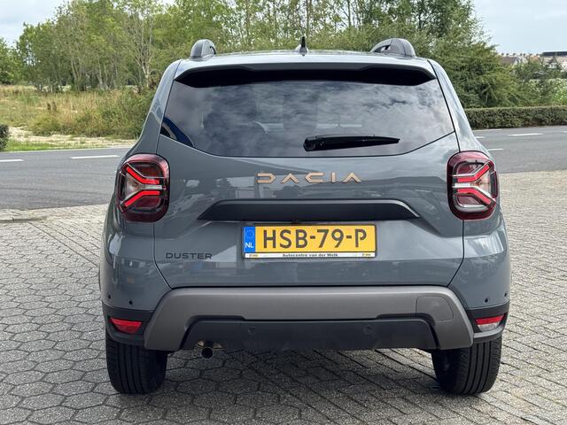 Dacia DUSTER 1.3 TCe 150 Extreme AUTOMAAT | CARPLAY | CAMERA | BOVAG !!
