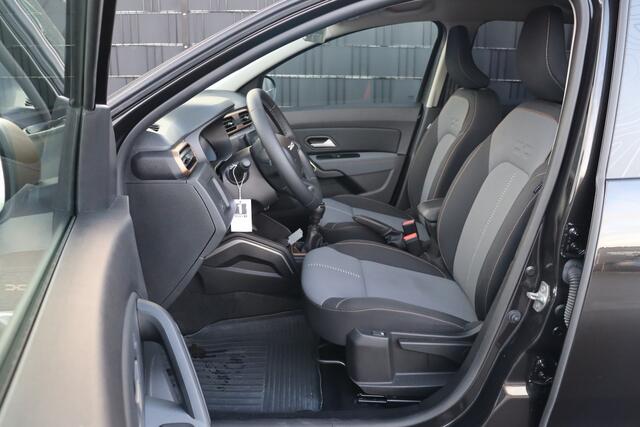 Dacia DUSTER 1.0 TCe 100 ECO-G Extreme | Navigatie | Stoelverwarming | Climate Control | Afn. Trekhaak | Cruise Control