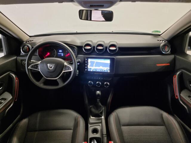 Dacia DUSTER 1.3 TCe 150 Extreme Automaat | Trekhaak | 360º Camera | Stoelverwarming |