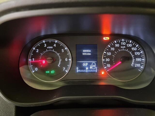 Dacia DUSTER 1.3 TCe 150 Extreme Automaat | Trekhaak | 360º Camera | Stoelverwarming |