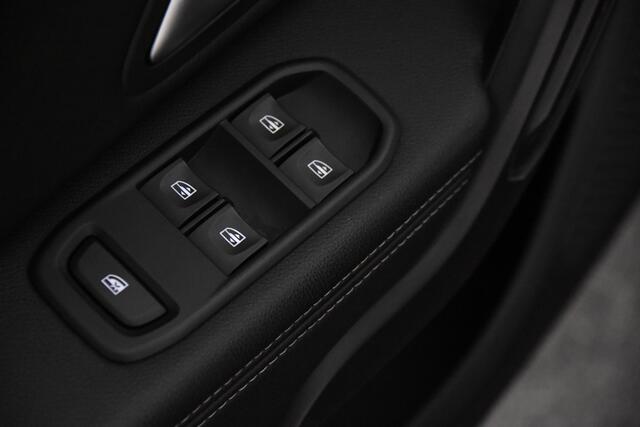 Dacia DUSTER 1.3 TCe Prestige Automaat *1ste Eigenaar*Navigatie*Camera*