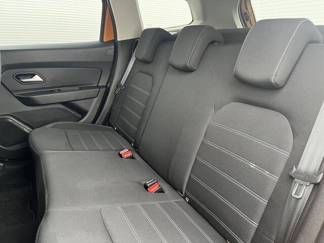 Dacia DUSTER 1.0 TCe Bi-Fuel Serie Limitee 15th Anniversary / trekhaak ( 1300 kg) / Apple Carplay/Android Auto / cruise control / lichtmetalen velgen 17" /