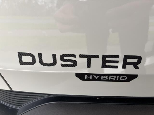 Dacia DUSTER 1.6 Hybrid 140 Extreme 7 JAAR GARANTIE / CLIMATE CONTROL / APPLE & ANDROID CARPLAY / PARKEERSENSOREN & CAMERA / KEYLESS ENTRY / VAN ¤ 36894,- VOOR ¤ 34243,- RIJKLAAR