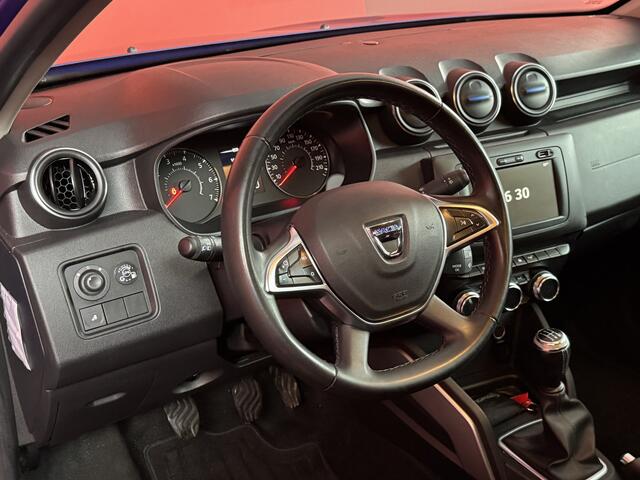 Dacia DUSTER 1.0 TCe Bi-Fuel Serie Limitee 15th Anniversary | Navigatie | Climate Control | Trekhaak | PDC | APK 03-09-2026 |