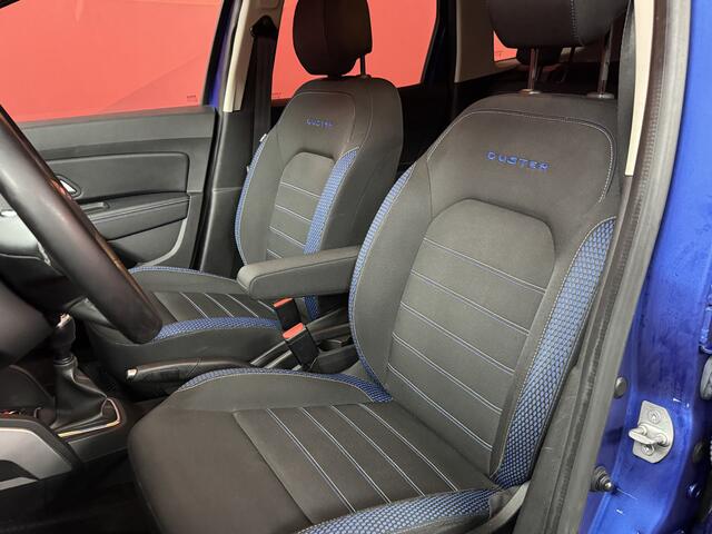 Dacia DUSTER 1.0 TCe Bi-Fuel Serie Limitee 15th Anniversary | Navigatie | Climate Control | Trekhaak | PDC | APK 03-09-2026 |