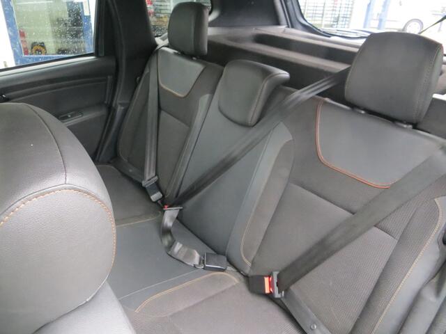 Dacia DUSTER 1.2 TCe 4x2 Lauréate Blackshadow-AIRCO-NAVI-GARANTIE!