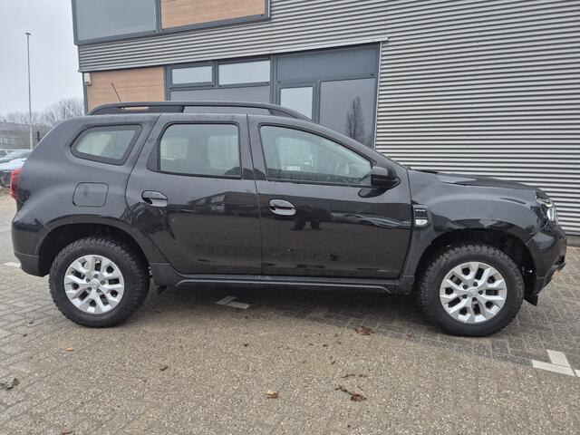 Dacia DUSTER 1.3 TCe 4x4 150pk Comfort awd EXPORT PRIJS 15000,-