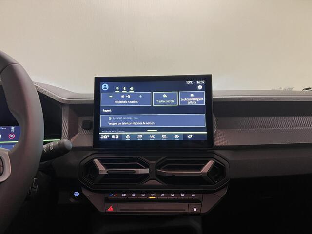 Dacia DUSTER 1.8 hybrid 155 limited edition | Navigatie | Stoelverwarming | Achteruitrijcamera |