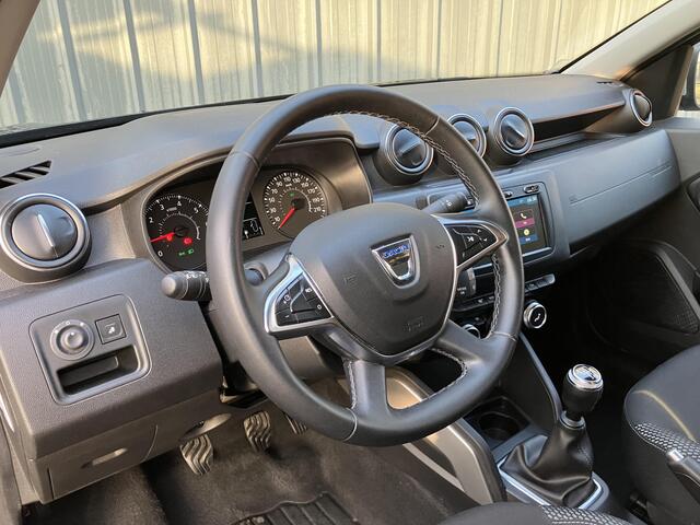 Dacia DUSTER 1.3 TCe 130 Prestige * PDC / CAMERA / NAVIGATIE *