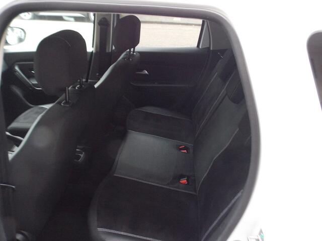 Dacia DUSTER 1.2 TCe Comfort AIRCO NAVI PDC 18 INCH VELGEN