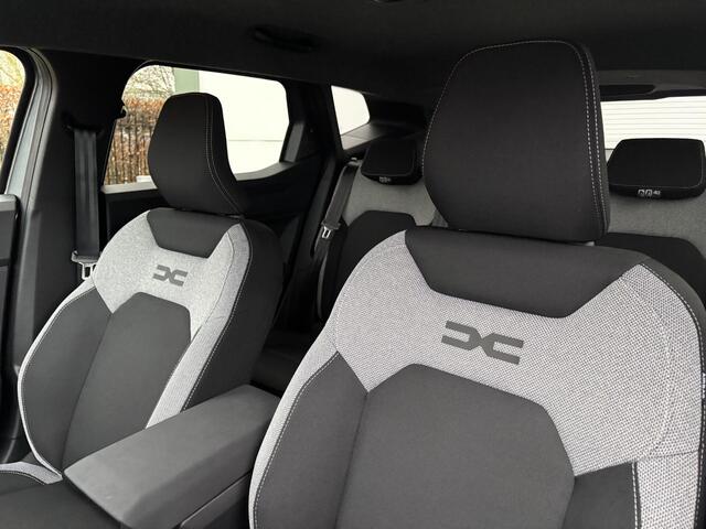 Dacia DUSTER 1.8 hybrid 155 limited edition | DEMO 08-26 | Navigatie | Camera |