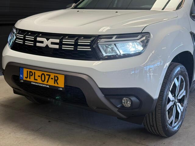 Dacia DUSTER 1.3T Automaat Navi Camera Clima Keyless Led 17inch Nieuwe Staat!