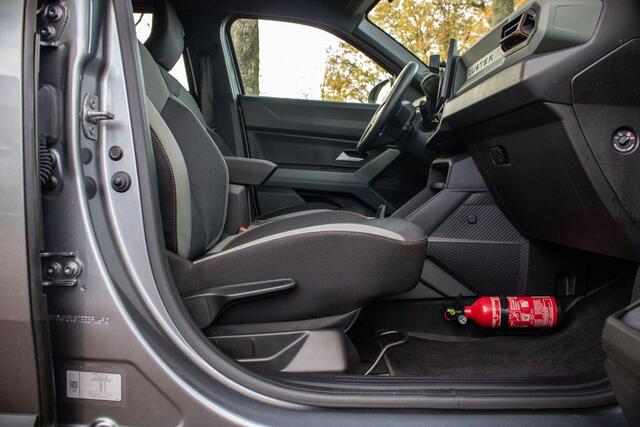 Dacia DUSTER extreme hybrid 140 I Automaat I Navigatie