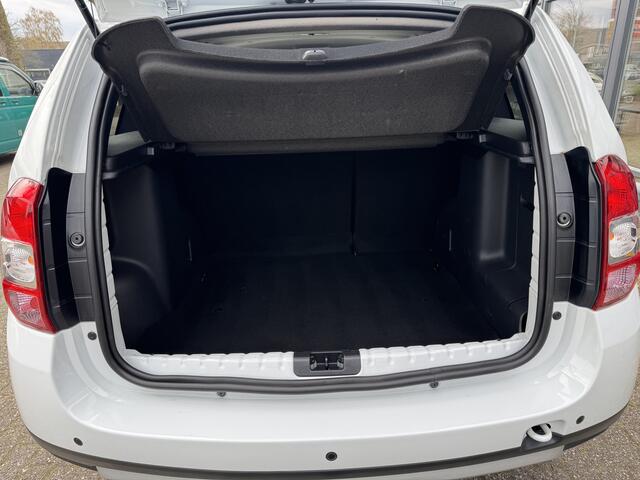 Dacia DUSTER 1.2 TCe 4x2 Lauréate CRUISE-AIRCO