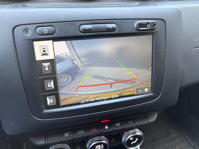 Dacia DUSTER 1.3 TCe Tech Road 150PK Airco Cr-Control CarPlay Trekhaak