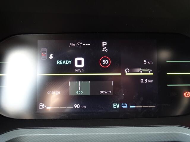 Dacia DUSTER 1.8 Hybrid 155 Extreme NU 7 JAAR GARANTIE! / PACK TECHNO / 18 INCH VELGEN / METALLIC LAK